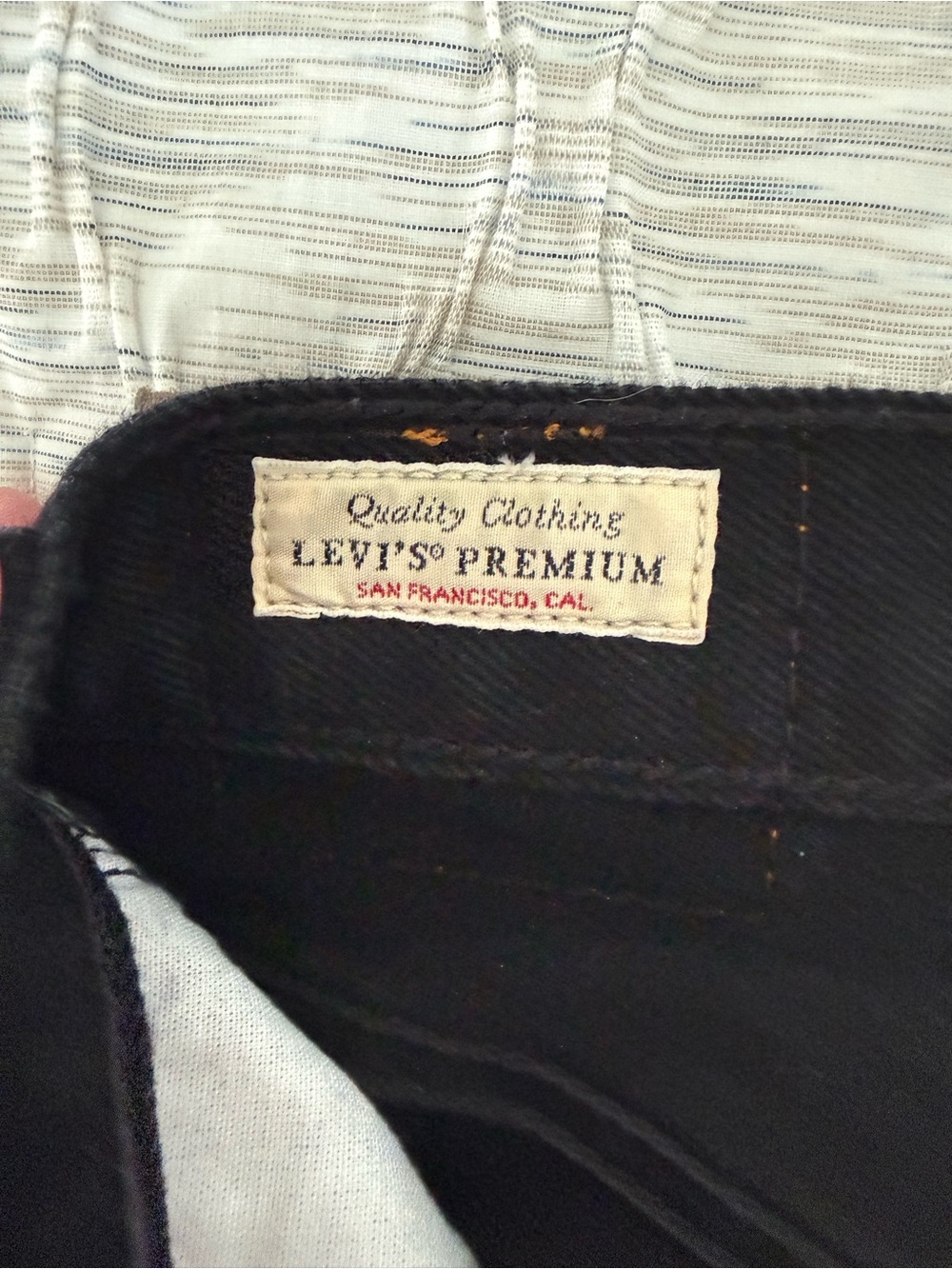 Levi's Black 501 Button-Fly Jeans - Picture 4 of 6